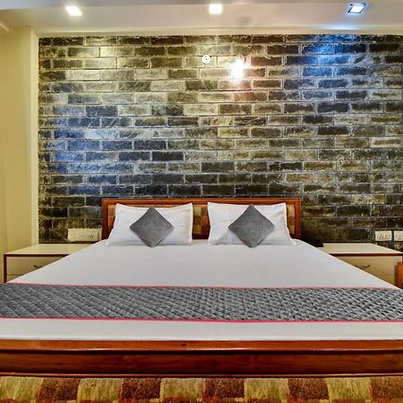 Townhouse Hotel Fly View جايبور المظهر الخارجي الصورة