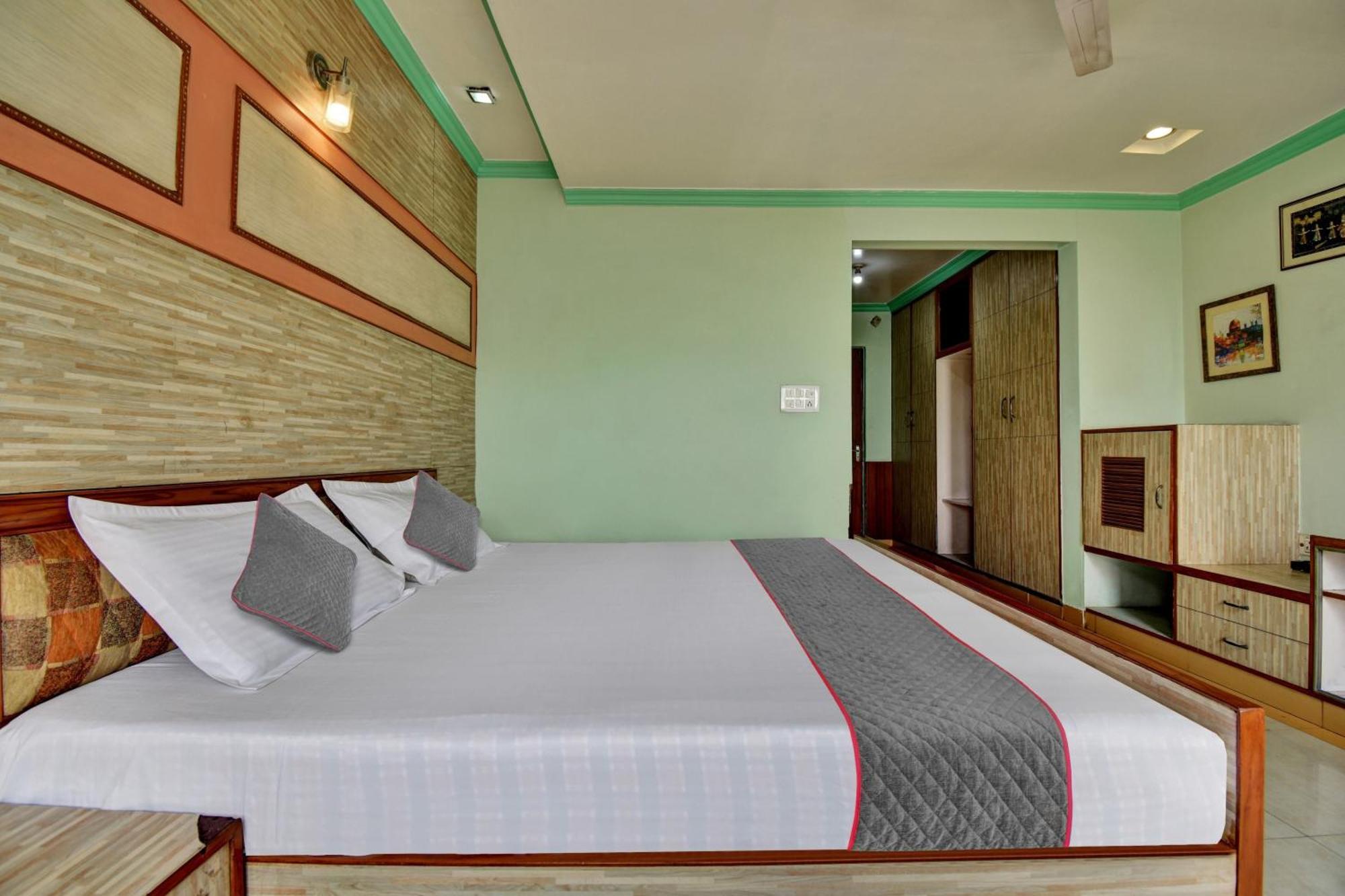 Townhouse Hotel Fly View جايبور المظهر الخارجي الصورة
