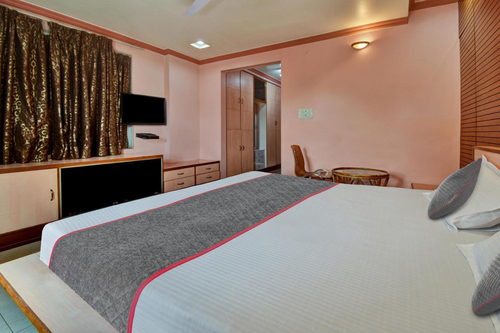 Townhouse Hotel Fly View جايبور المظهر الخارجي الصورة