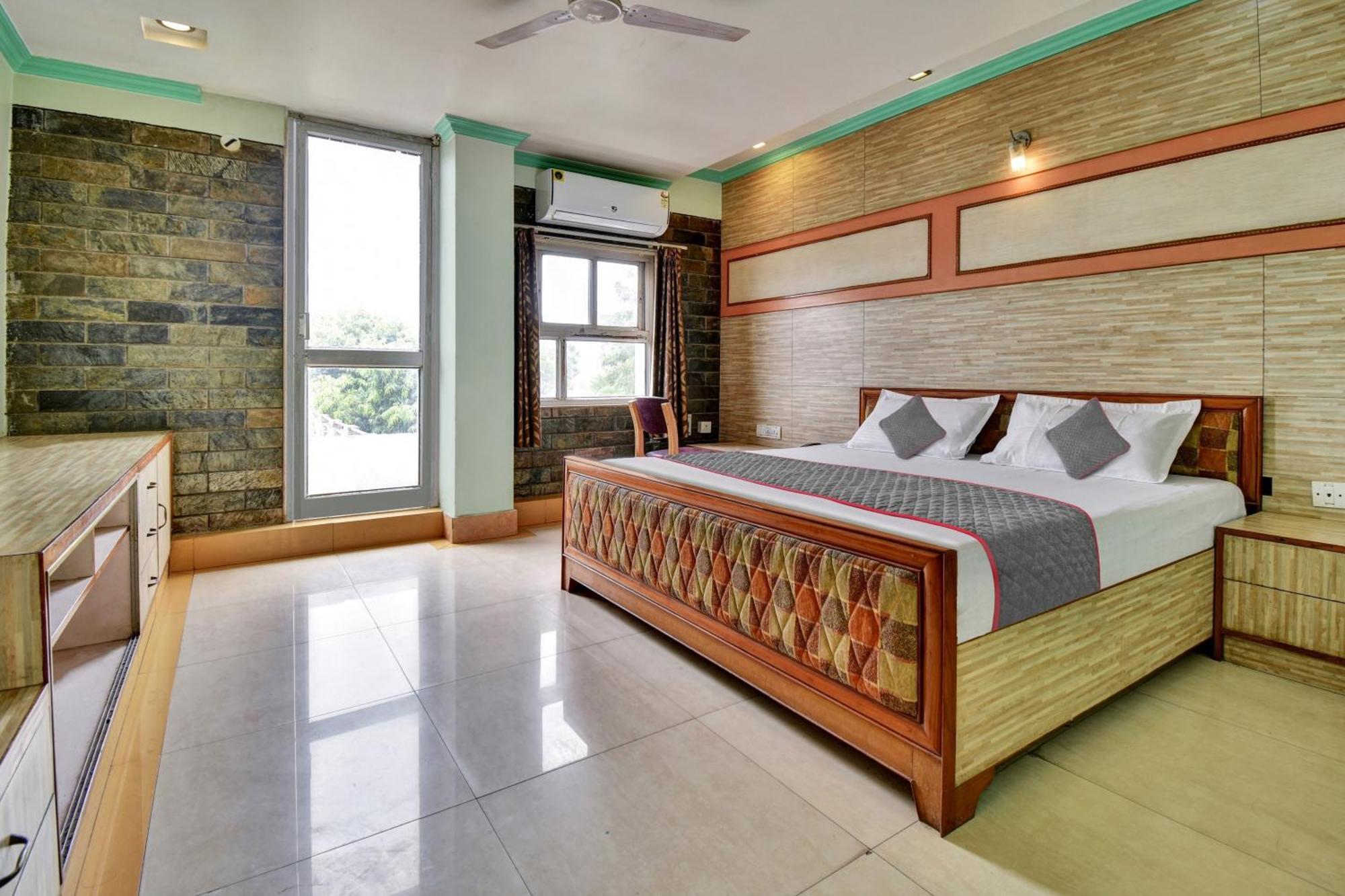 Townhouse Hotel Fly View جايبور المظهر الخارجي الصورة
