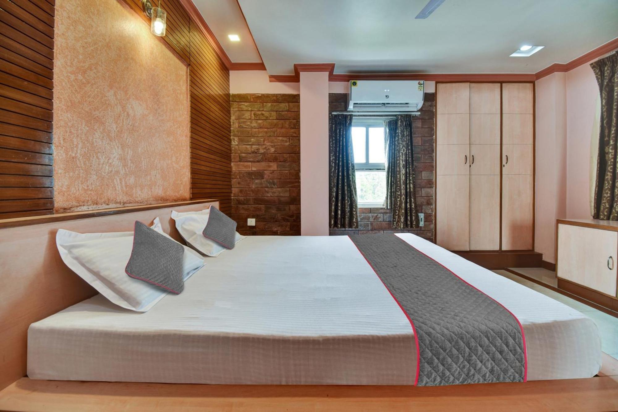 Townhouse Hotel Fly View جايبور المظهر الخارجي الصورة